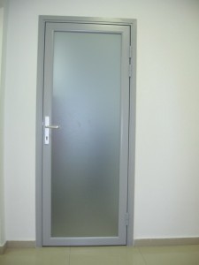 1265979094_dial-041